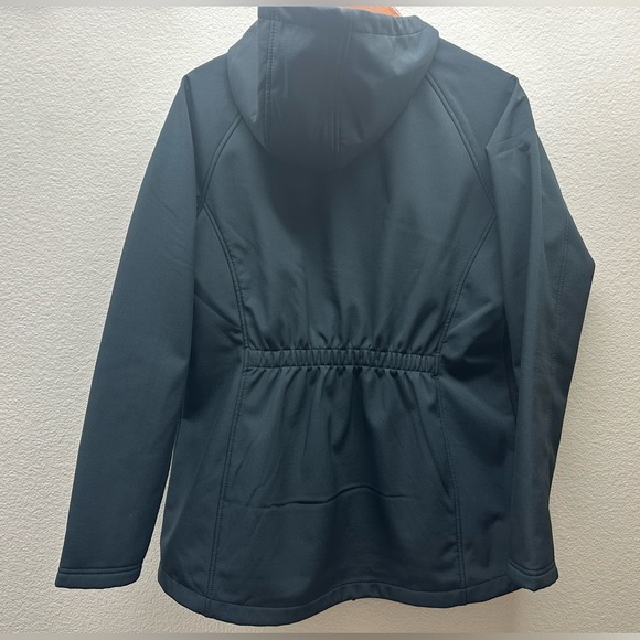 New Balance Jacket - Picture 3 of 3